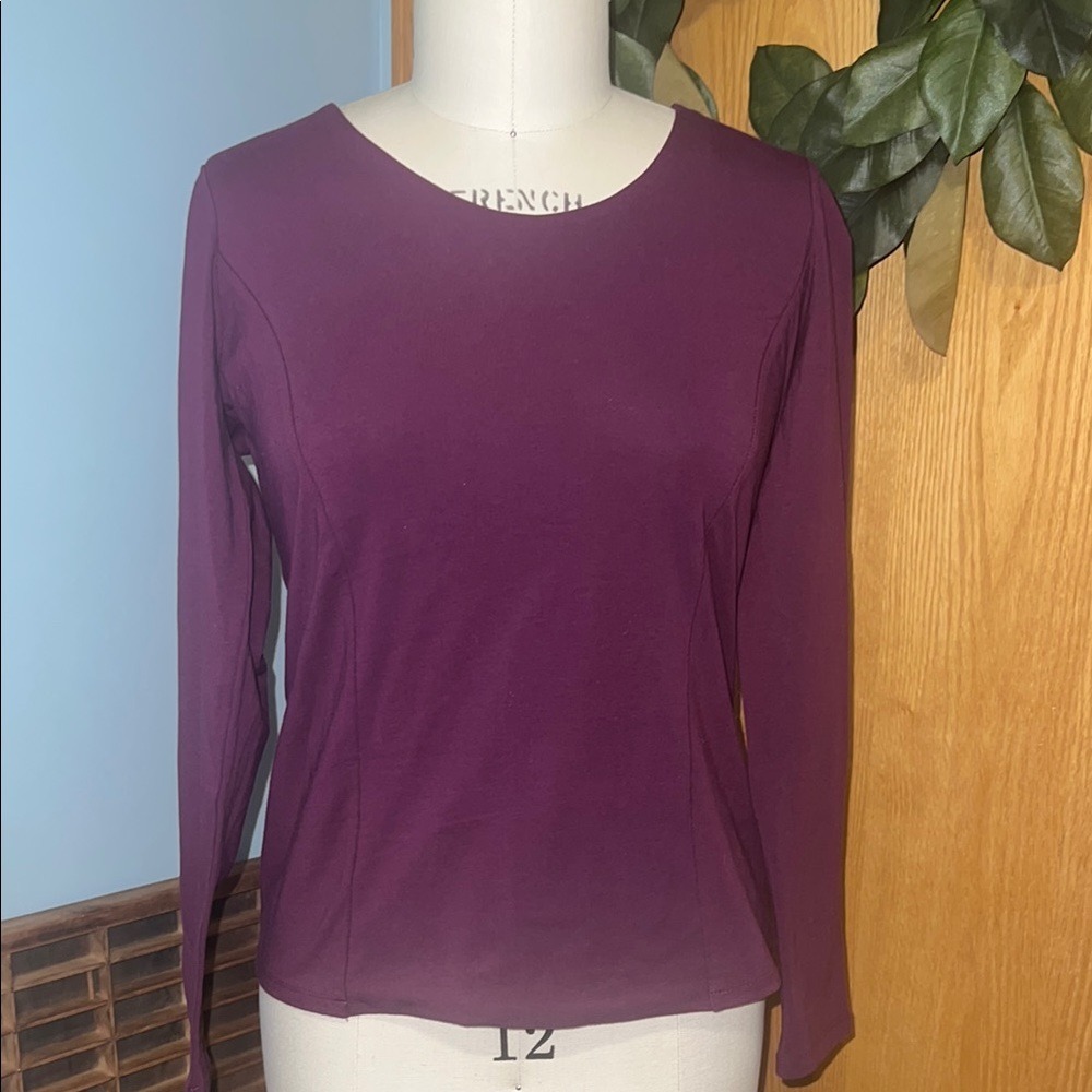 Tahari Purple Long Sleeve Top Fitted Blouse Casual‎ Everyday Comfort Size Large